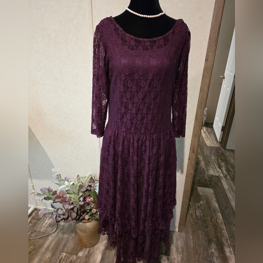 Purple Ribbed Asymmetrical Gown with Crew Neck for Wedding Guest